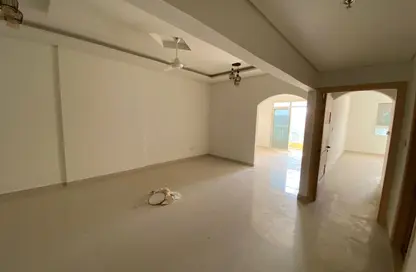 Apartment - 1 Bedroom - 2 Bathrooms for rent in Al Mowaihat 2 - Al Mowaihat - Ajman Apartment - 1 Bedroom - 2 Bathrooms for rent in Al Mowaihat 2 - Al Mowaihat - Ajman