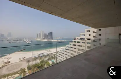 Apartment - 4 Bedrooms - 4 Bathrooms for sale in One at Palm Jumeirah - Palm Jumeirah - Dubai