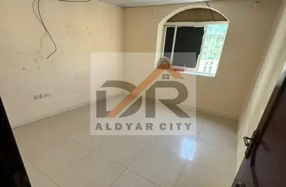 شقة - 2 غرف نوم - 1 حمام للايجار في مساكن كورنيش عجمان - طريق كورنيش عجمان - عجمان