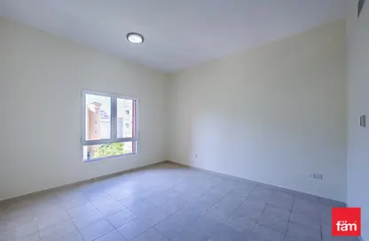 شقة - غرفة نوم - 2 حمامات للبيع في بناية  38إلى107 - طراز البحر المتوسط - ديسكفري جاردنز - دبي