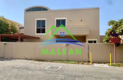 Villa - 4 Bedrooms - 6 Bathrooms for rent in Hemaim Community - Al Raha Gardens - Abu Dhabi