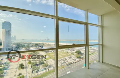 Apartment - 3 Bedrooms - 4 Bathrooms for rent in Al Falah Tower - Corniche Road - Abu Dhabi