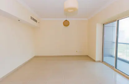 شقة - 2 غرف نوم - 2 حمامات للايجار في V3 - (JLT) مجمع V - أبراج بحيرات الجميرا - دبي