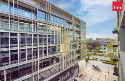 Apartment - 3 Bedrooms - 4 Bathrooms for sale in Building 2B - CityWalk Residential - City Walk - Dubai