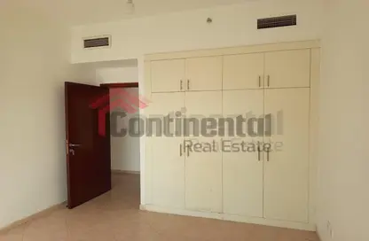 Apartment - 3 Bedrooms - 4 Bathrooms for rent in Al Rund Tower - Al Khan Lagoon - Al Khan - Sharjah