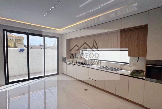 15578221 - Property Image 3