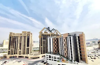 Apartment - 1 Bedroom - 2 Bathrooms for rent in Dome Tower - Al Jaddaf - Dubai