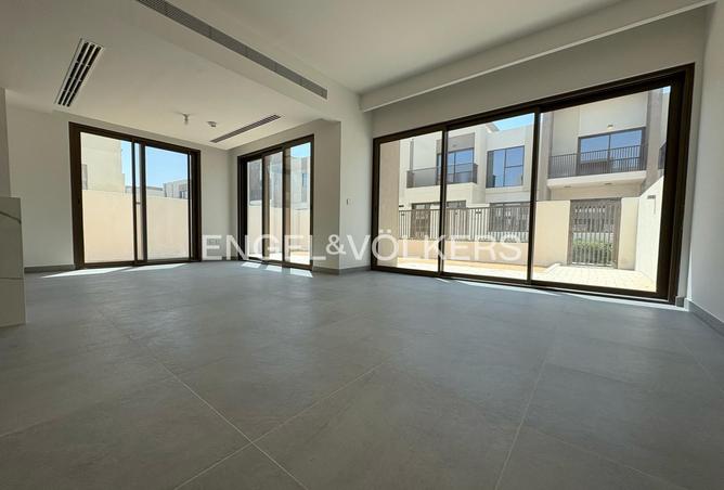 14215440 - Property Image 3