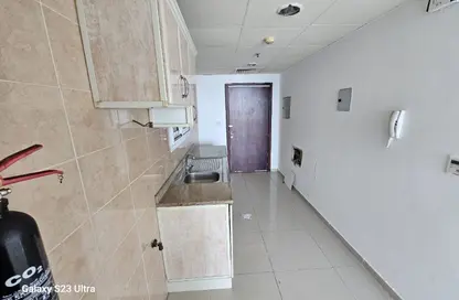 Apartment - Studio - 1 Bathroom for rent in Al Nada Tower - Al Nahda - Sharjah