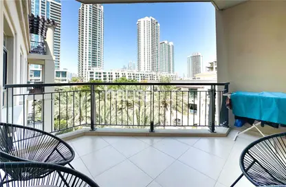 Apartment - 2 Bedrooms - 3 Bathrooms for sale in Travo Tower A - Travo - The Views - Dubai