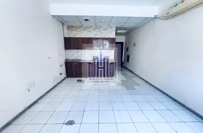 Apartment - Studio - 1 Bathroom for rent in Fire Station Road - Muwaileh - Sharjah