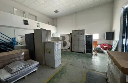 Warehouse - Studio for rent in Al Qusais Industrial Area 1 - Al Qusais Industrial Area - Al Qusais - Dubai