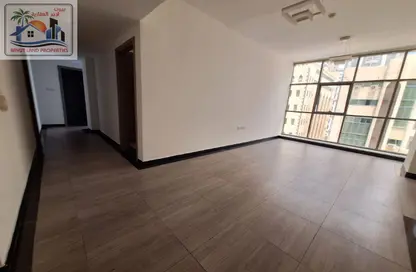 Apartment - 3 Bedrooms - 3 Bathrooms for rent in Al Mamzar Tower - Al Mamzar - Sharjah - Sharjah