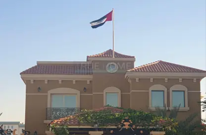 فيلا - 4 غرف نوم - 5 حمامات للبيع في كريك سايد 18 - النوف - الشارقة