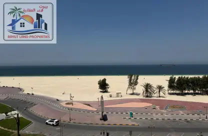 شقة - 3 غرف نوم - 3 حمامات للايجار في مساكن كورنيش عجمان - طريق كورنيش عجمان - عجمان