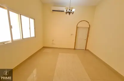 Apartment - Studio - 1 Bathroom for rent in Al Muroor Building - Sultan Bin Zayed the First Street - Muroor Area - Abu Dhabi