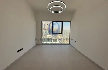 شقة - 3 غرف نوم - 4 حمامات للايجار في سنترال 1 - الخليج التجاري - دبي شقة - 3 غرف نوم - 4 حمامات للايجار في سنترال 1 - الخليج التجاري - دبي