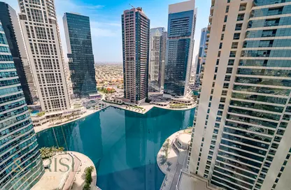 صورة لـ حوض سباحة شقة - 1 حمام للبيع في خور الجميرا 1 - أبراج خور الجميرا - أبراج بحيرة الجميرا - دبي ، صورة رقم 1