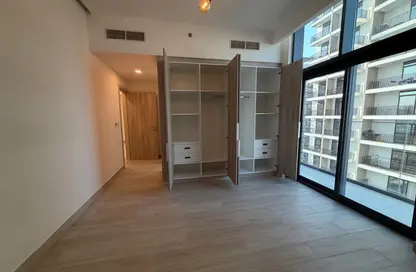 Apartment - 1 Bedroom - 2 Bathrooms for rent in The East Crest by Meteora - District 17 - Jumeirah Village Circle - Dubai