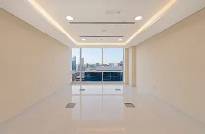Office Space - Studio for rent in Tamani Art Tower - Business Bay - Dubai