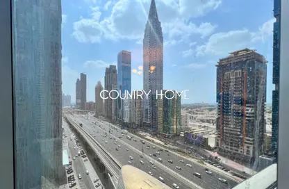 Apartment - 2 Bedrooms - 3 Bathrooms for rent in 21st Century Tower - Sheikh Zayed Road - Dubai