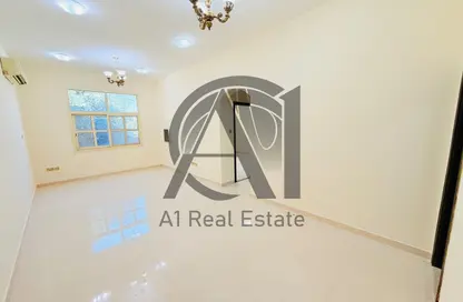 شقة - 3 غرف نوم - 3 حمامات للايجار في عود بن سجحان - المويجي - العين