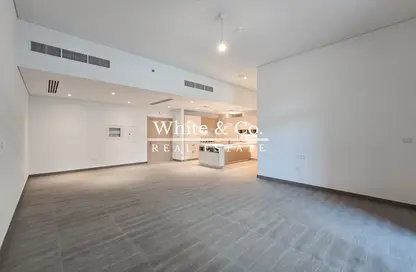 Apartment - 3 Bedrooms - 3 Bathrooms for rent in Kensington Waters B - Kensington Waters - Mohammed Bin Rashid City - Dubai