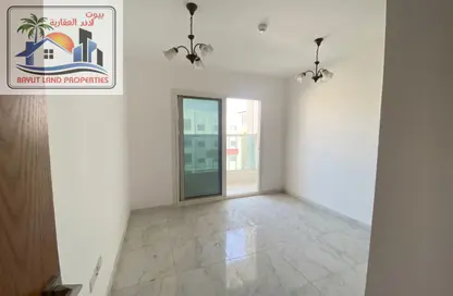 Apartment - 1 Bedroom - 2 Bathrooms for rent in Muweileh Community - Muwaileh Commercial - Sharjah