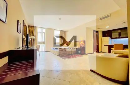 Apartment - 1 Bathroom for rent in Mina Road - Tourist Club Area - Abu Dhabi