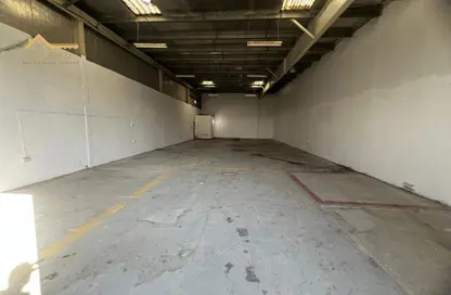 مستودع - استوديو - 1 حمام للايجار في المنطقة الصناعية رقم 17 - المنطقة الصناعية بالشارقة - الشارقة مستودع - استوديو - 1 حمام للايجار في المنطقة الصناعية رقم 17 - المنطقة الصناعية بالشارقة - الشارقة