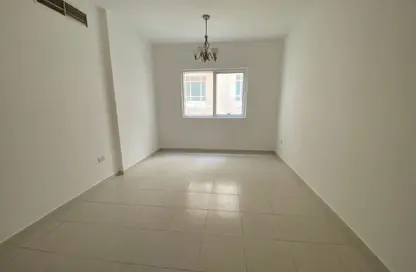 شقة - 2 غرف نوم - 2 حمامات للبيع في شارع التعاون الجديد - التعاون - الشارقة