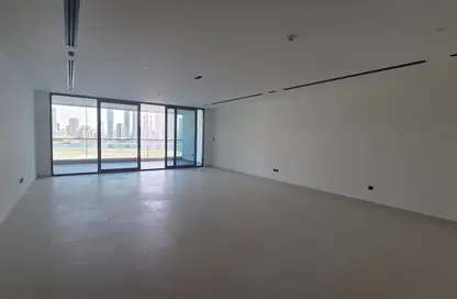 Apartment - 3 Bedrooms - 5 Bathrooms for sale in Al Khan Corniche - Al Khan - Sharjah