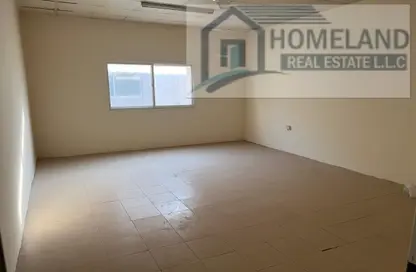 سكن عمال - استوديو - 8 حمامات للايجار في الجرف الصناعية 1 - الجرف الصناعية - عجمان
