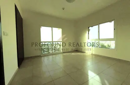 Apartment - 1 Bedroom - 2 Bathrooms for rent in Al Thamam 53 - Al Thamam - Remraam - Dubai Land - Dubai