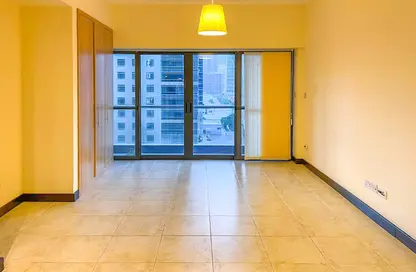 Apartment - Studio - 1 Bathroom for rent in Goldcrest Views 1 - JLT Cluster V - Jumeirah Lake Towers - Dubai