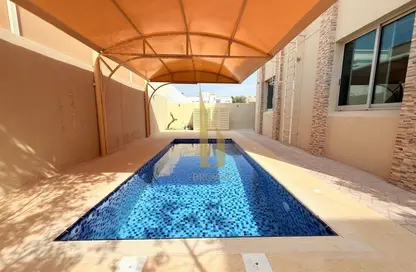 Villa - 5 Bedrooms - 5 Bathrooms for rent in Umm Suqeim 2 Villas - Umm Suqeim 2 - Umm Suqeim - Dubai