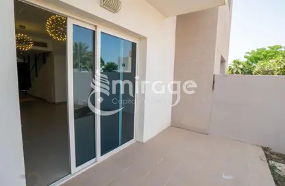 Townhouse - 3 Bedrooms - 4 Bathrooms for sale in Contemporary Style - Al Reef Villas - Al Reef - Abu Dhabi