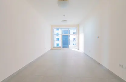 Apartment - 2 Bedrooms - 2 Bathrooms for sale in Marina Arcade Tower - Dubai Marina - Dubai