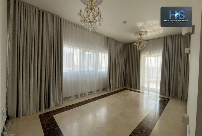 15693902 - صورة العقار 2