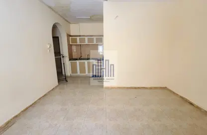 Apartment - Studio - 1 Bathroom for rent in Fire Station Road - Muwaileh - Sharjah