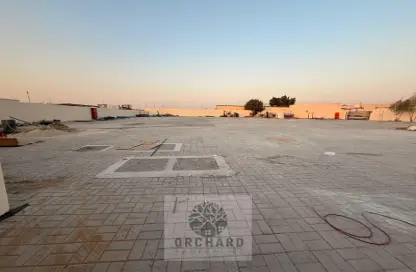 أرض - استوديو للايجار في السجع إس - آلصجعه - الشارقة