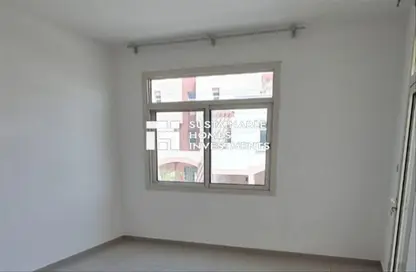 Empty Room image for: Apartment - 2 Bedrooms - 3 Bathrooms for sale in Al Khaleej Village - Al Ghadeer - Abu Dhabi, Image 1