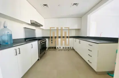Apartment - 2 Bedrooms - 3 Bathrooms for rent in Areej Apartments - Aljada - Sharjah