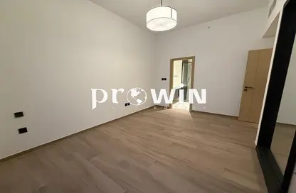 شقة - 2 غرف نوم - 3 حمامات للبيع في ه ثلاثة بواسطة أورورا - منطقة 11 - قرية الجميرا سركل - دبي