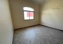 Empty Room image for: Apartment - 2 bedrooms - 2 bathrooms for rent in Al Khabisi - Al Ain, Image 1