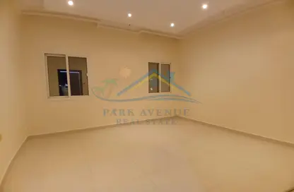 Duplex - 3 Bedrooms - 5 Bathrooms for rent in Mohamed Bin Zayed Centre - Mohamed Bin Zayed City - Abu Dhabi