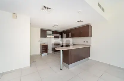 Apartment - 2 Bedrooms - 2 Bathrooms for sale in Dubai Arch - JLT Cluster G - Jumeirah Lake Towers - Dubai