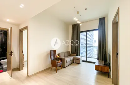 Living Room image for: Apartment - 3 Bedrooms - 4 Bathrooms for rent in Binghatti Heights - Jumeirah Village Circle - Dubai, Image 1