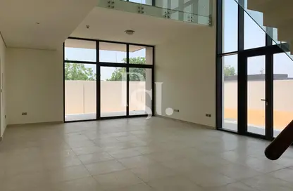 Villa - 4 Bedrooms - 7 Bathrooms for sale in West Yas - Yas Island - Abu Dhabi