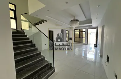 فيلا - 7 غرف نوم - 8 حمامات للبيع في الزاهية - عجمان